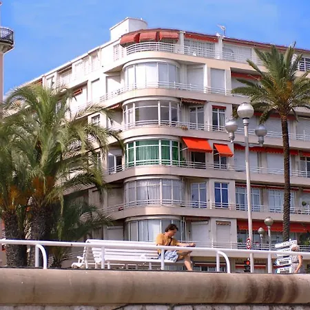 Promenade Apartment